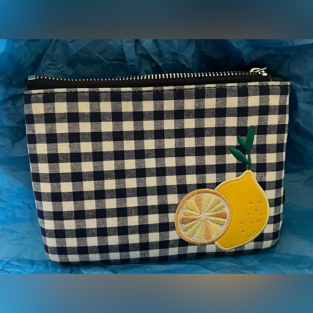 Womens Pouch